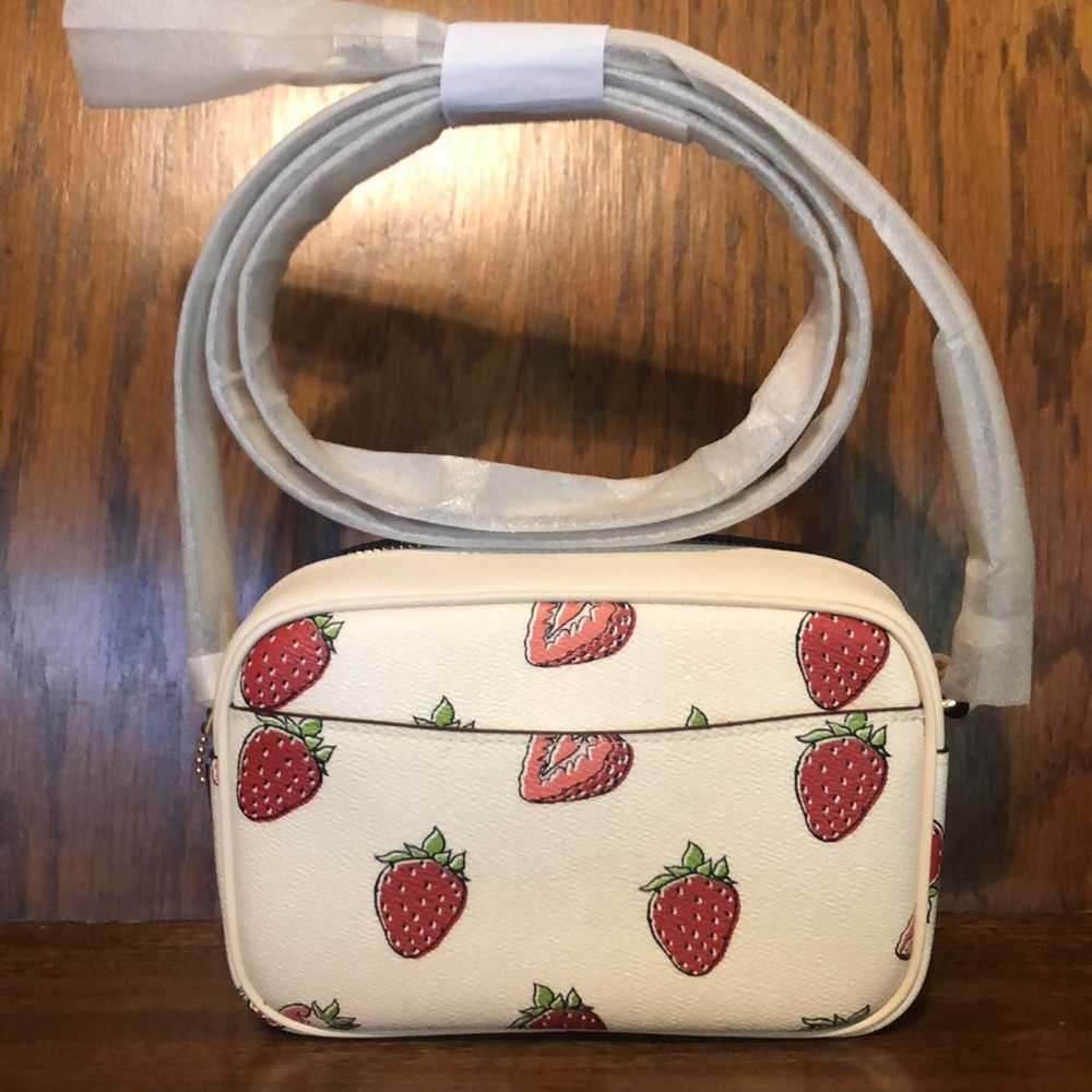 NWT-Coach-SET-Strawberry🍓-Mini Jamie Camera Bag, Skinny ID Case & Bag Charm-$401 - Picture 3 of 16
